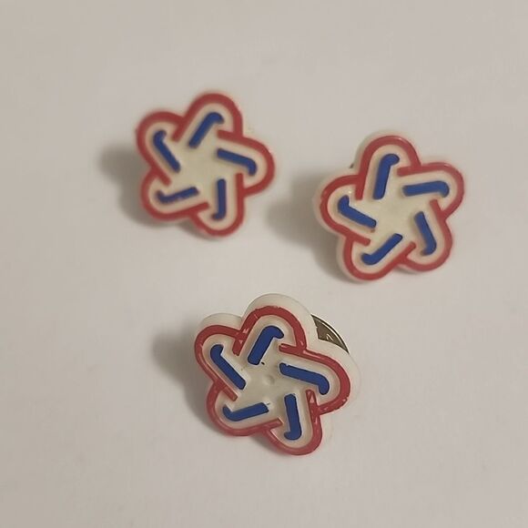 Bicentennial Star 1976 Pin Lot of 3 Mens Womens American USA Plastic - Picture 1 of 3